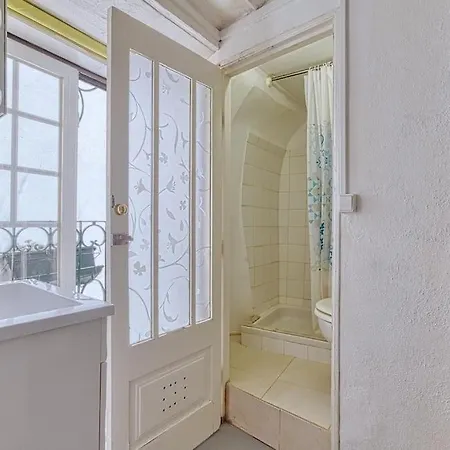 Beautiful Flat דירה *